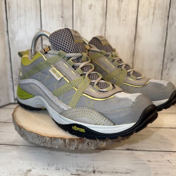 Timberland Shoes - Timberland Lionshead Low Gore-Tex Women's Size 9 Hiking Outdoor Shoes Sneakers